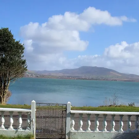Ivy House Holiday
