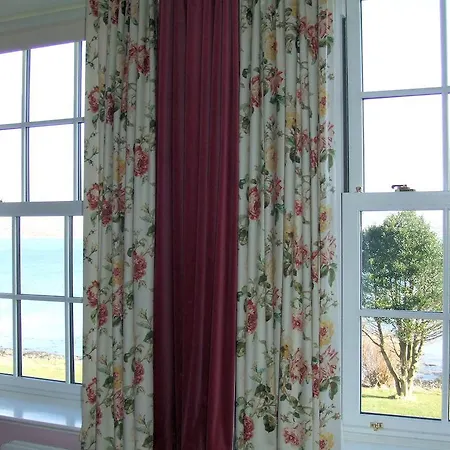 Holiday home Ivy House Holiday Knights Town