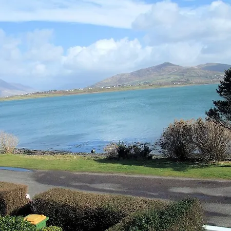Holiday home Ivy House Holiday Knights Town
