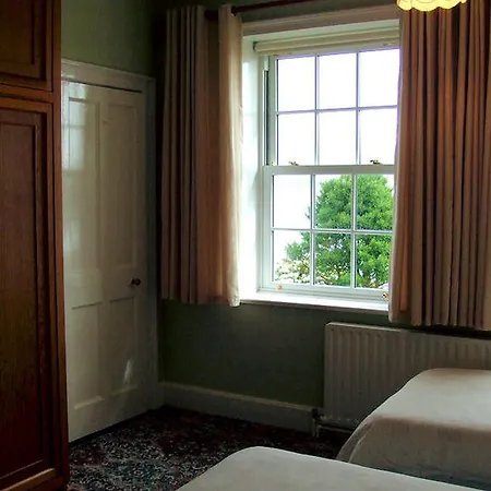 Ivy House Holiday