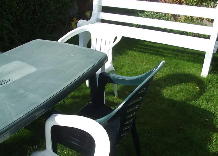 Ivy House Knights Town