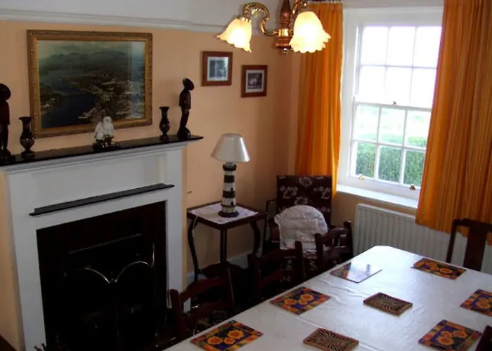 Ivy House Knights Town